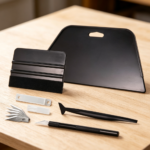 Wallpaper Smoothing Kit with Squeegee & Craft Knife - Image 2